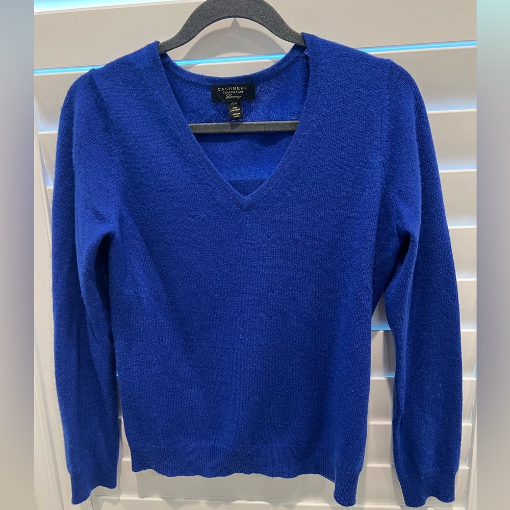 Charter Club 100% Cashmere Luxury v- neck sweater